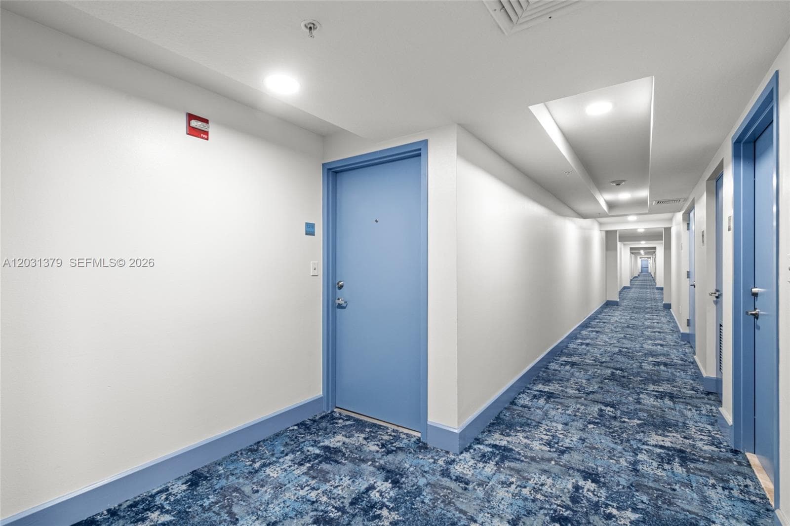 7600 Collins Ave 1210 photo 4
