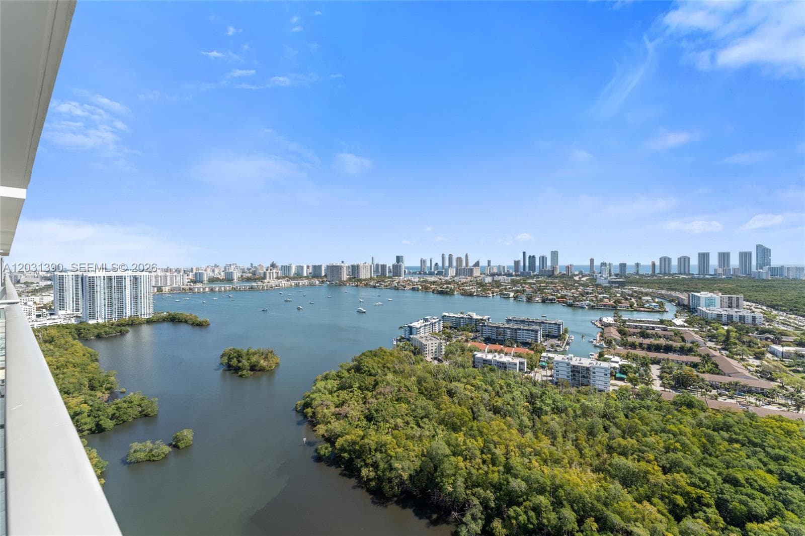 16385 Biscayne Blvd 3120 photo 13