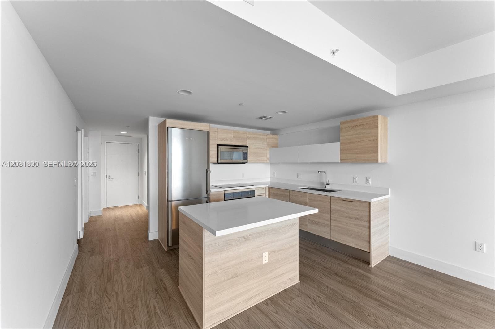 16385 Biscayne Blvd 3120 photo 5
