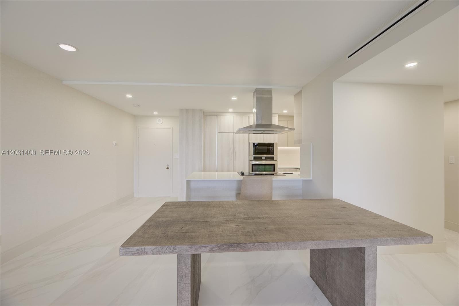 600 Three Islands Blvd 403 photo 8