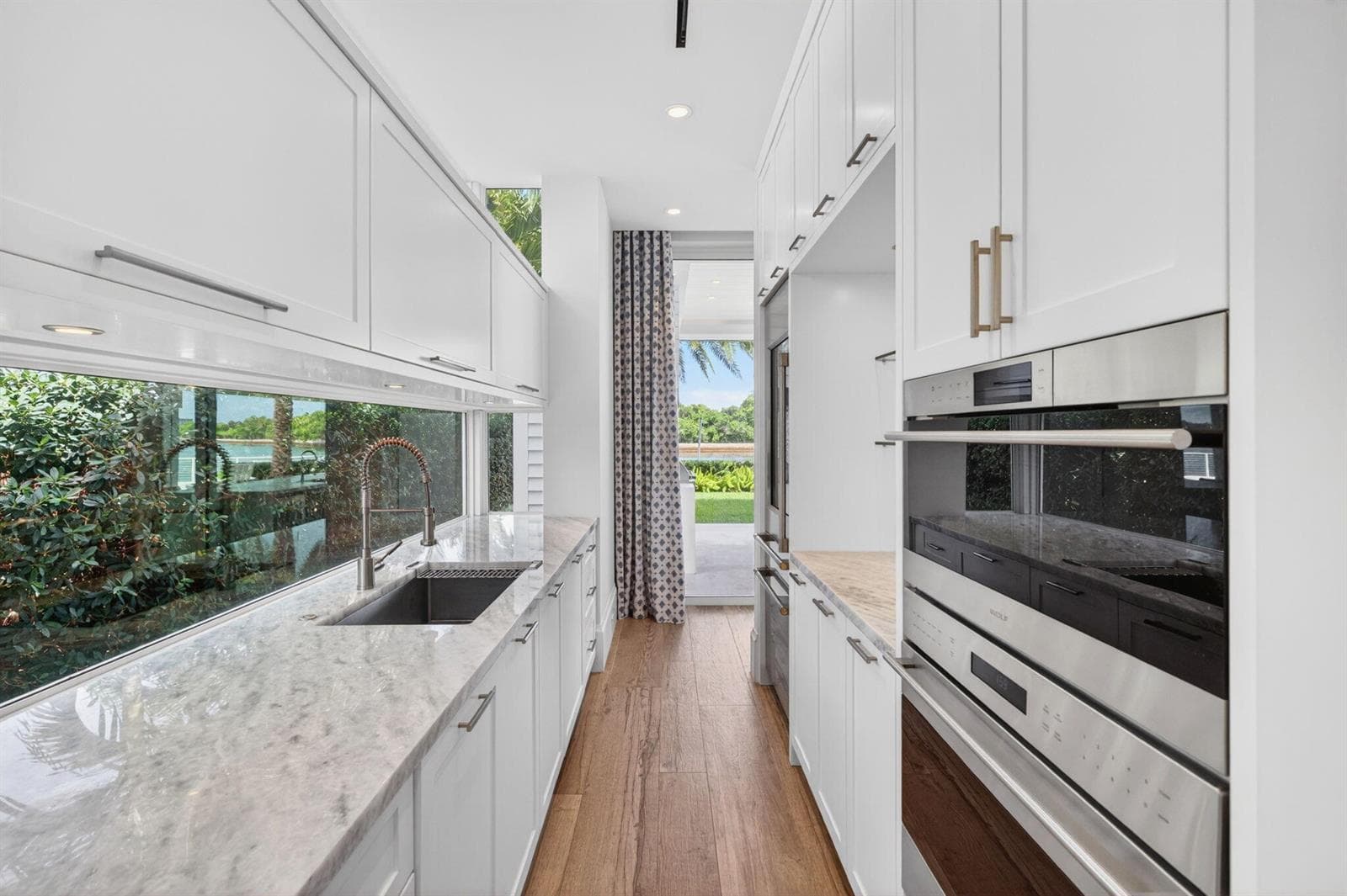 1900 Intracoastal Drive photo 14