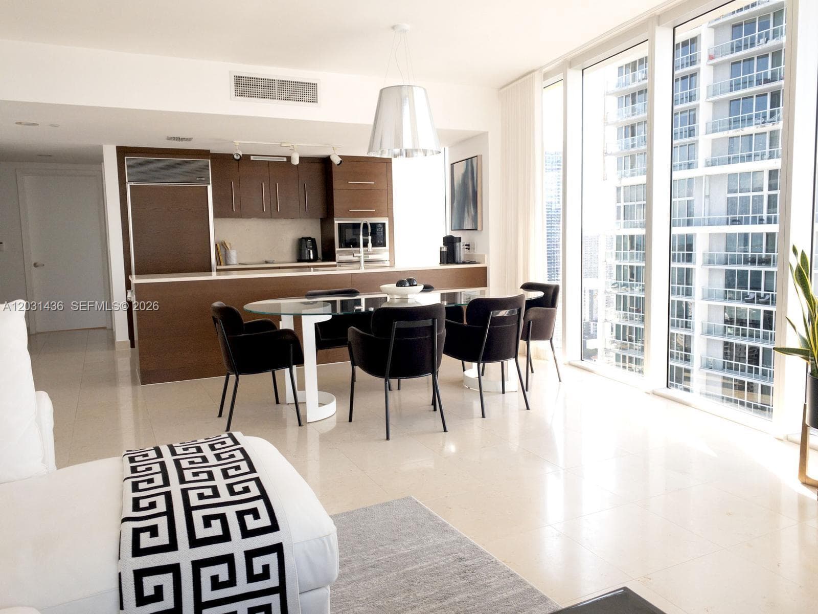 475 Brickell Ave 3915 photo 7