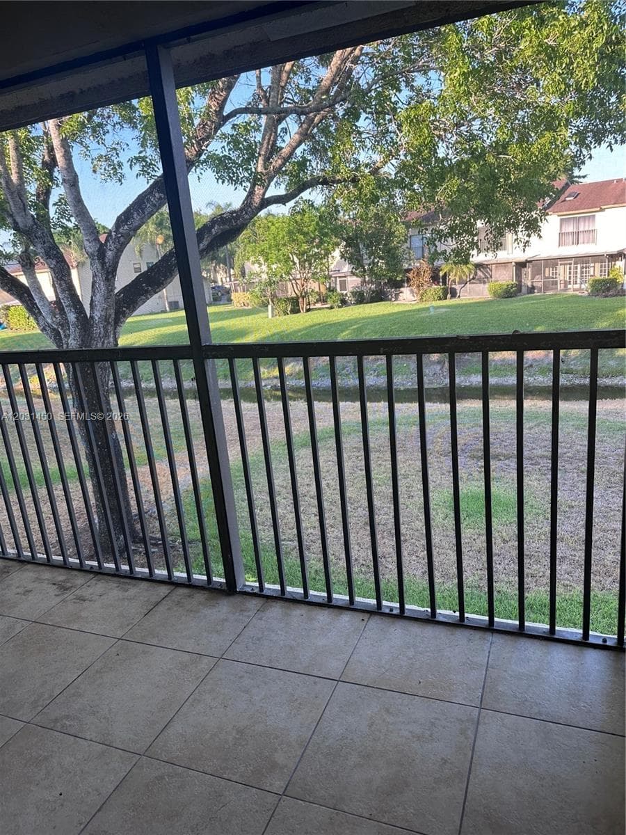 23398 Lyons Rd 309 photo 9