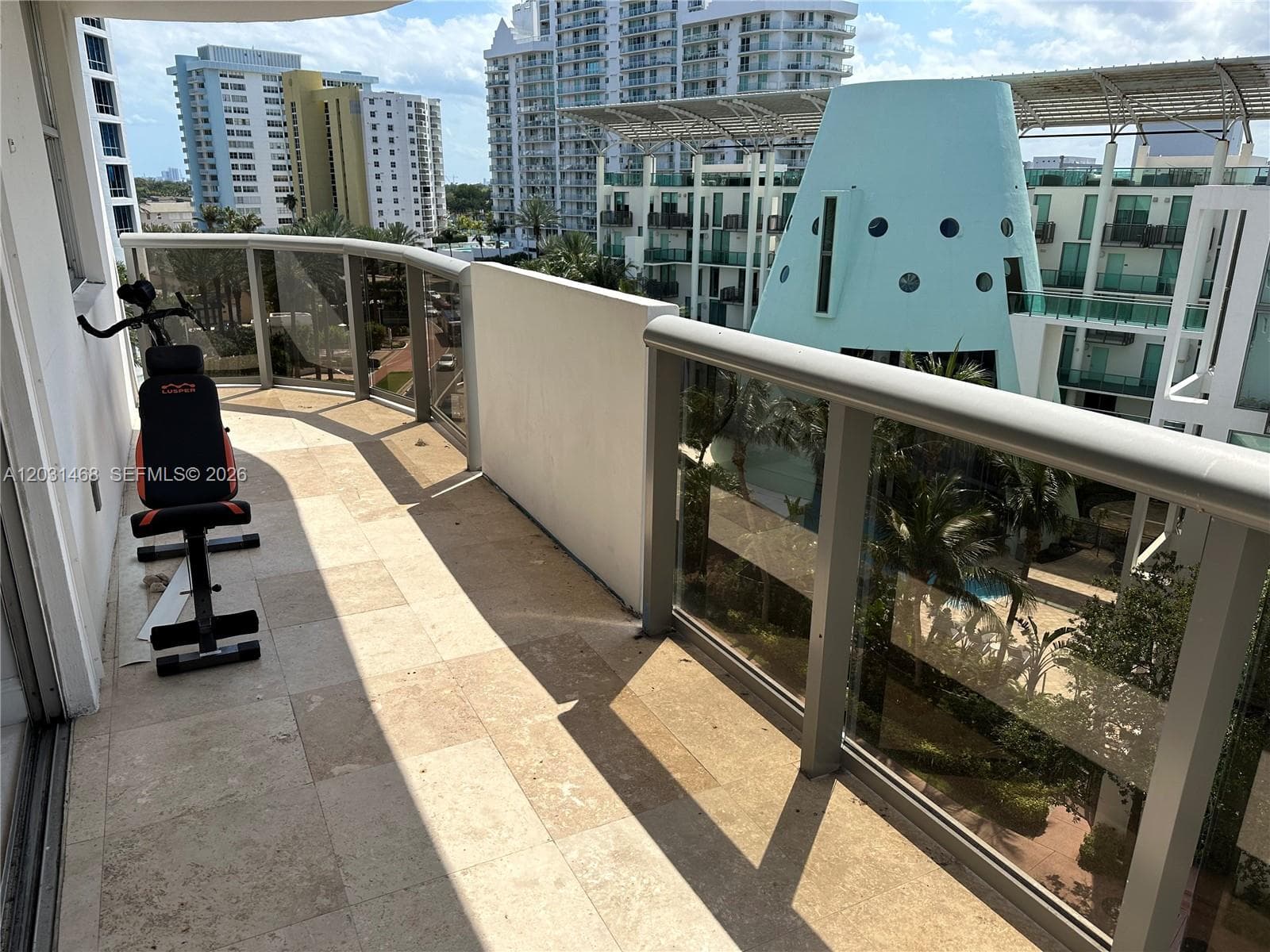 6039 Collins Ave 728 photo 13