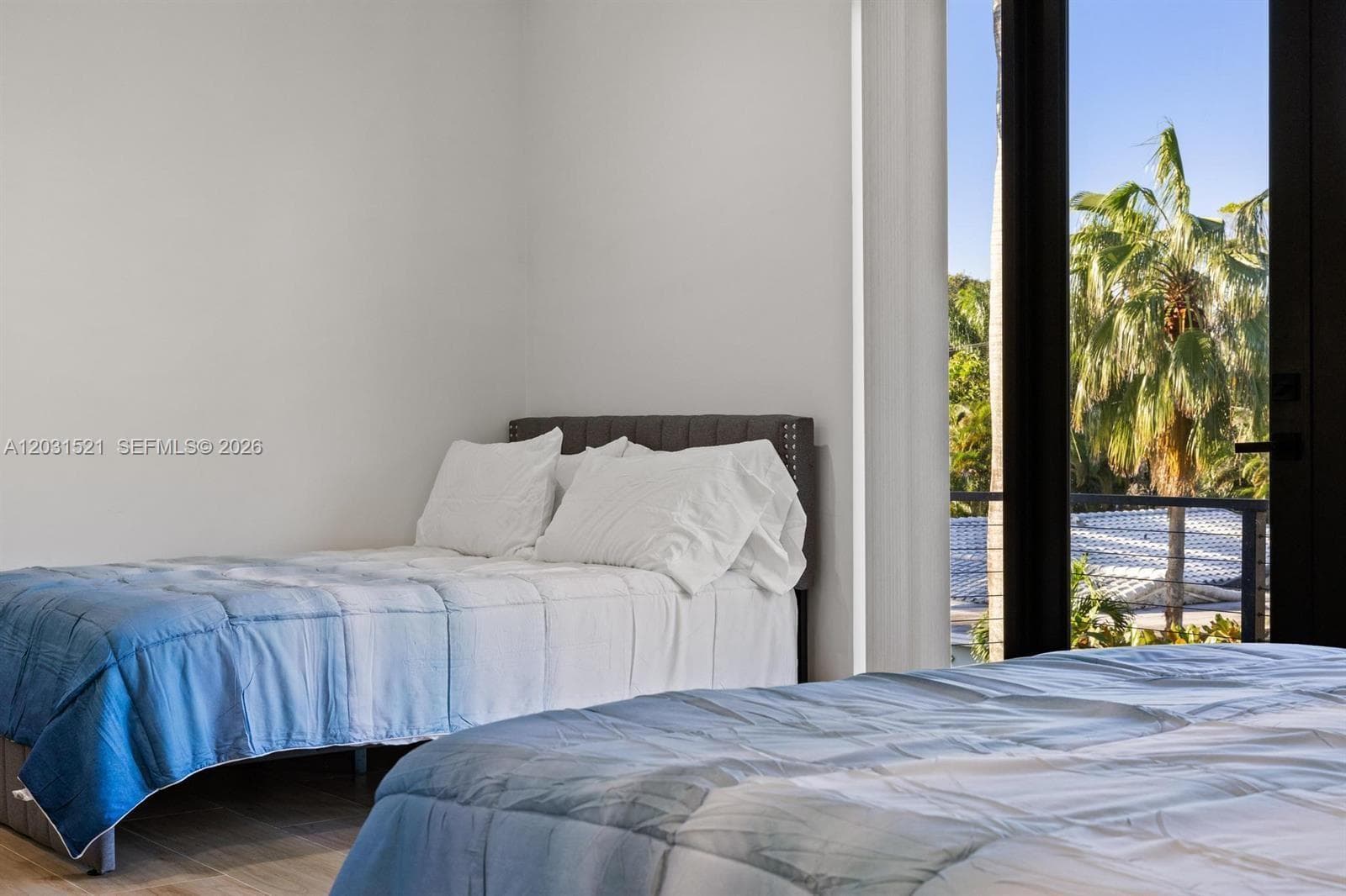 638 Lakeside Harbor photo 15