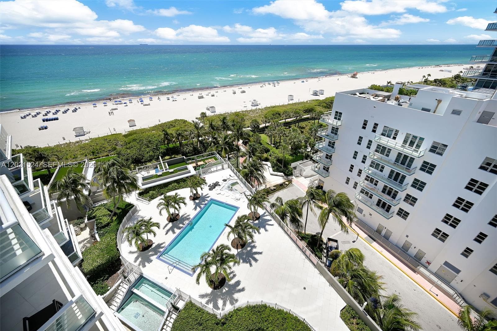 3801 Collins Ave 1102 photo 2
