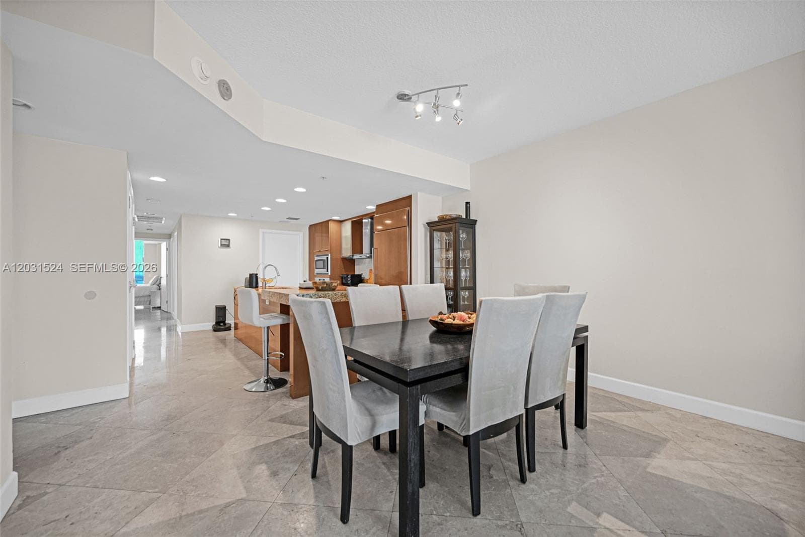 3801 Collins Ave 1102 photo 15