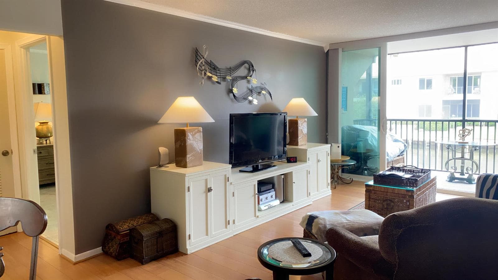 1 Royal Palm Way 201 photo 9