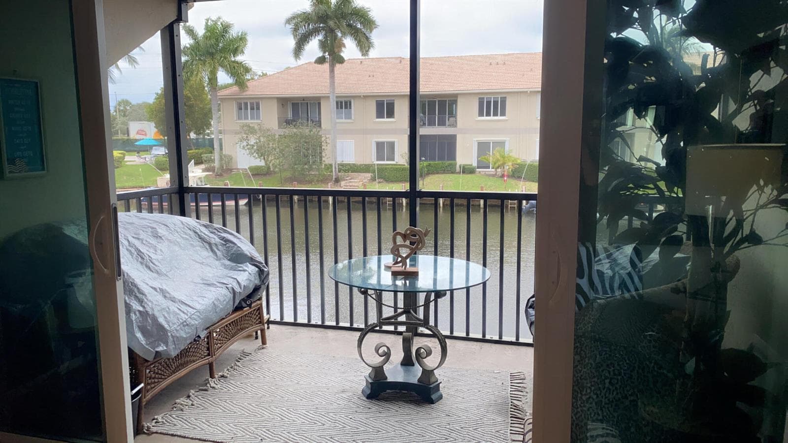 1 Royal Palm Way 201 photo 10