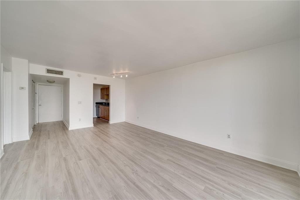 2350 NE 135th Street 1212 photo 5
