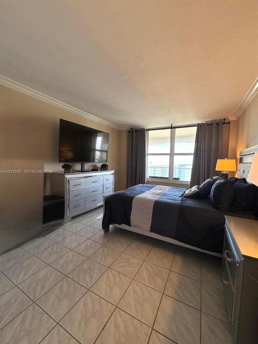 3800 S Ocean Dr 1816 photo 17