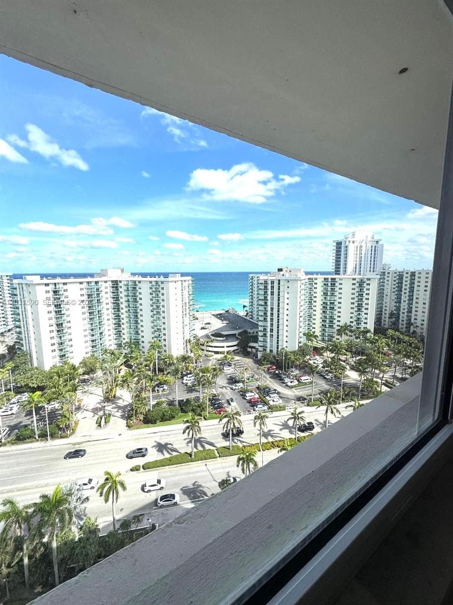 3800 S Ocean Dr 1816 photo 20