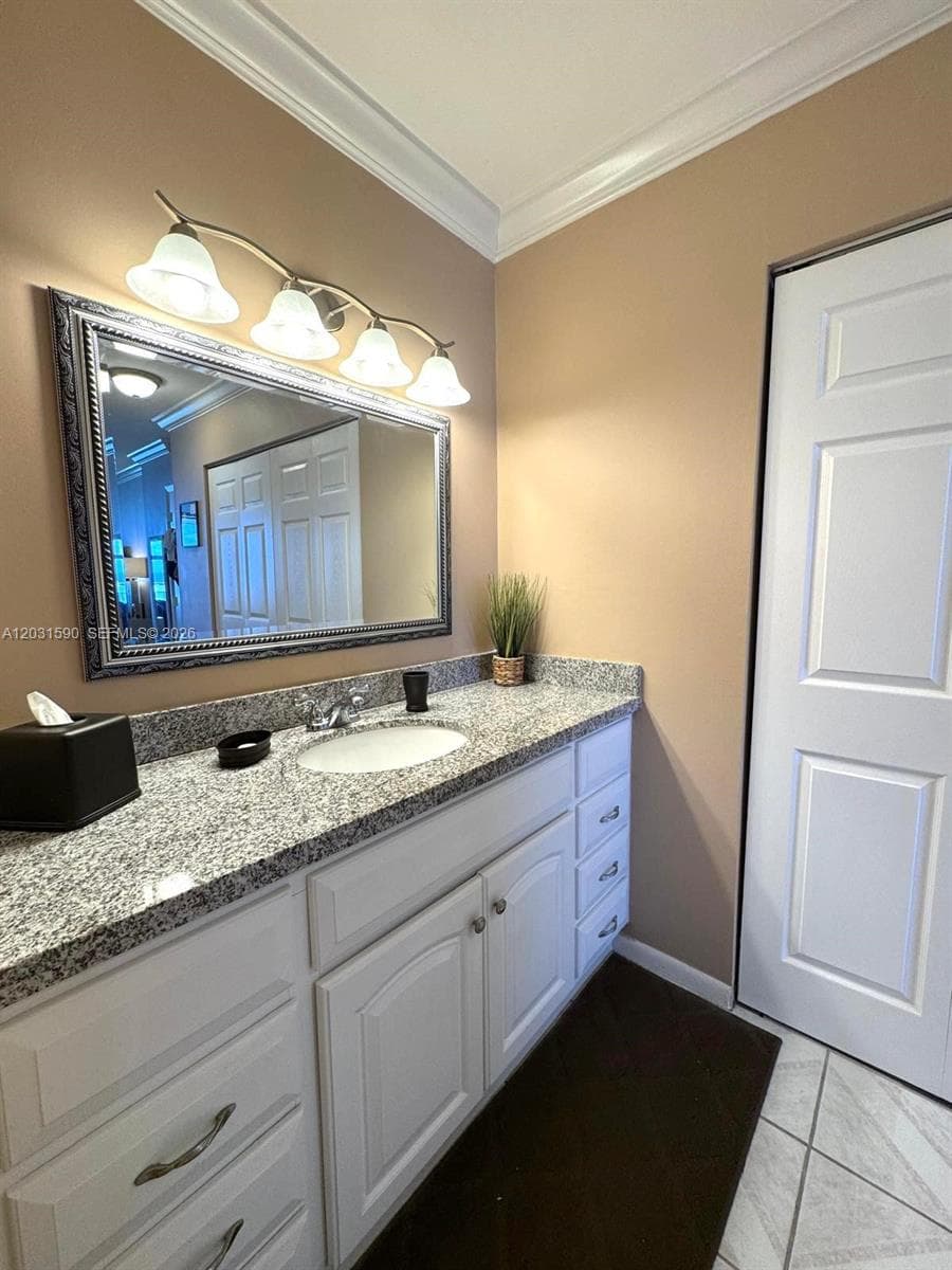 3800 S Ocean Dr 1816 photo 15