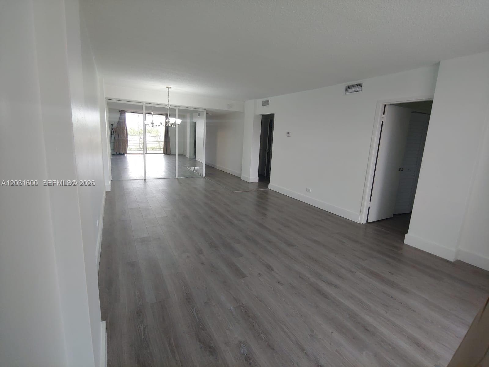 3660 NE 166th St 511 photo 11