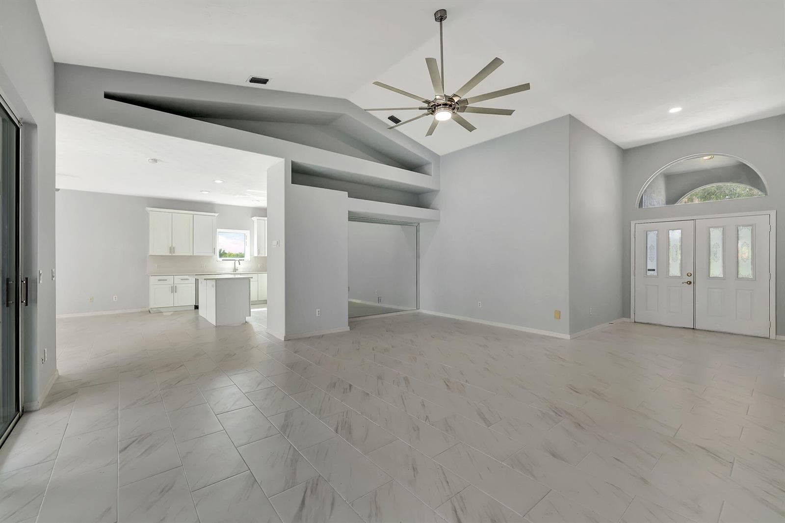2704 SE Eagle Drive photo 12