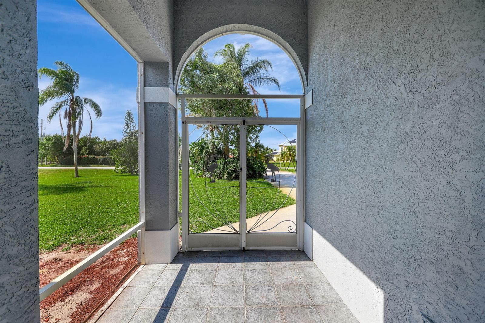 2704 SE Eagle Drive photo 8