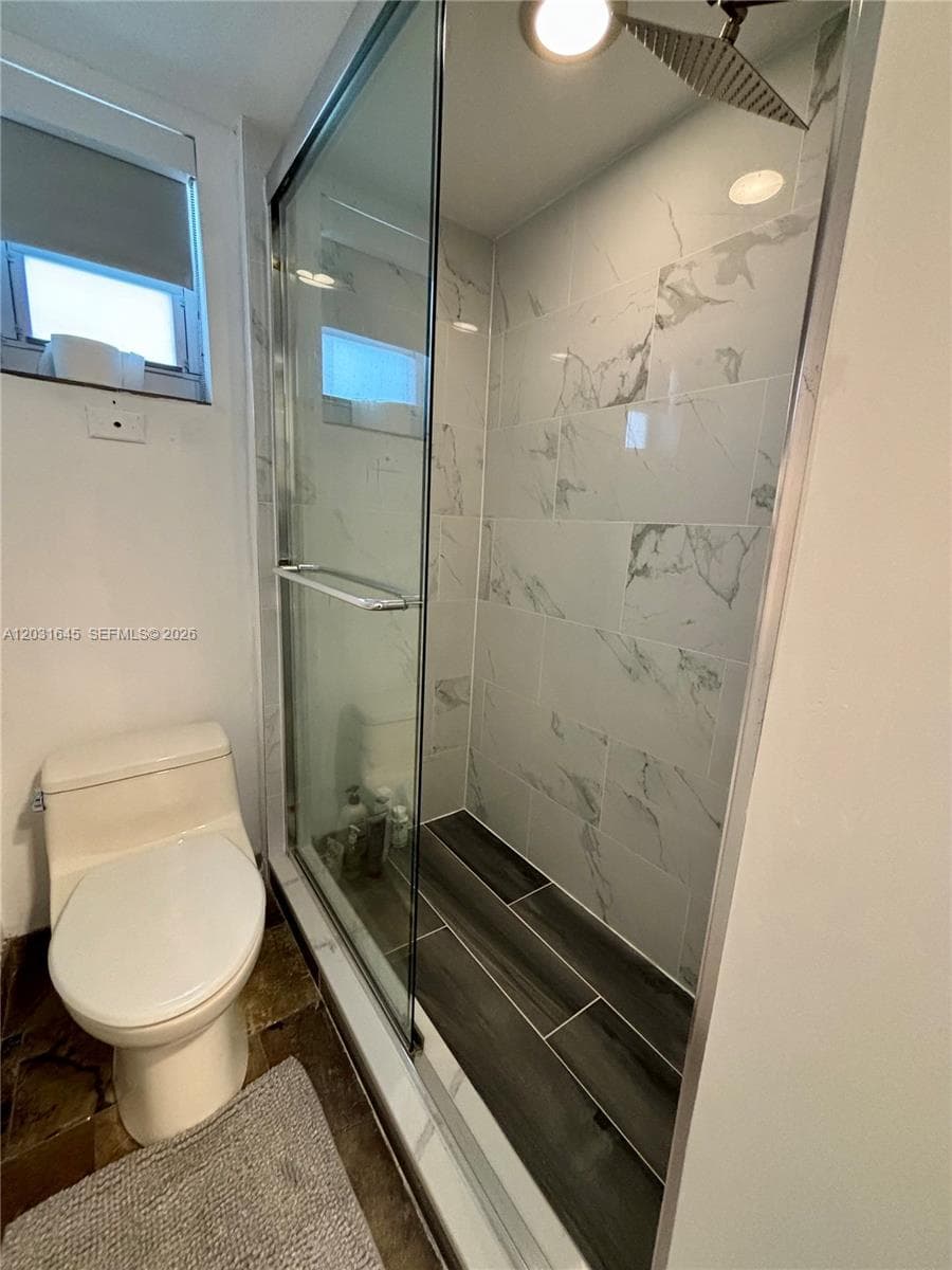 1674 Bay Rd 301 photo 12