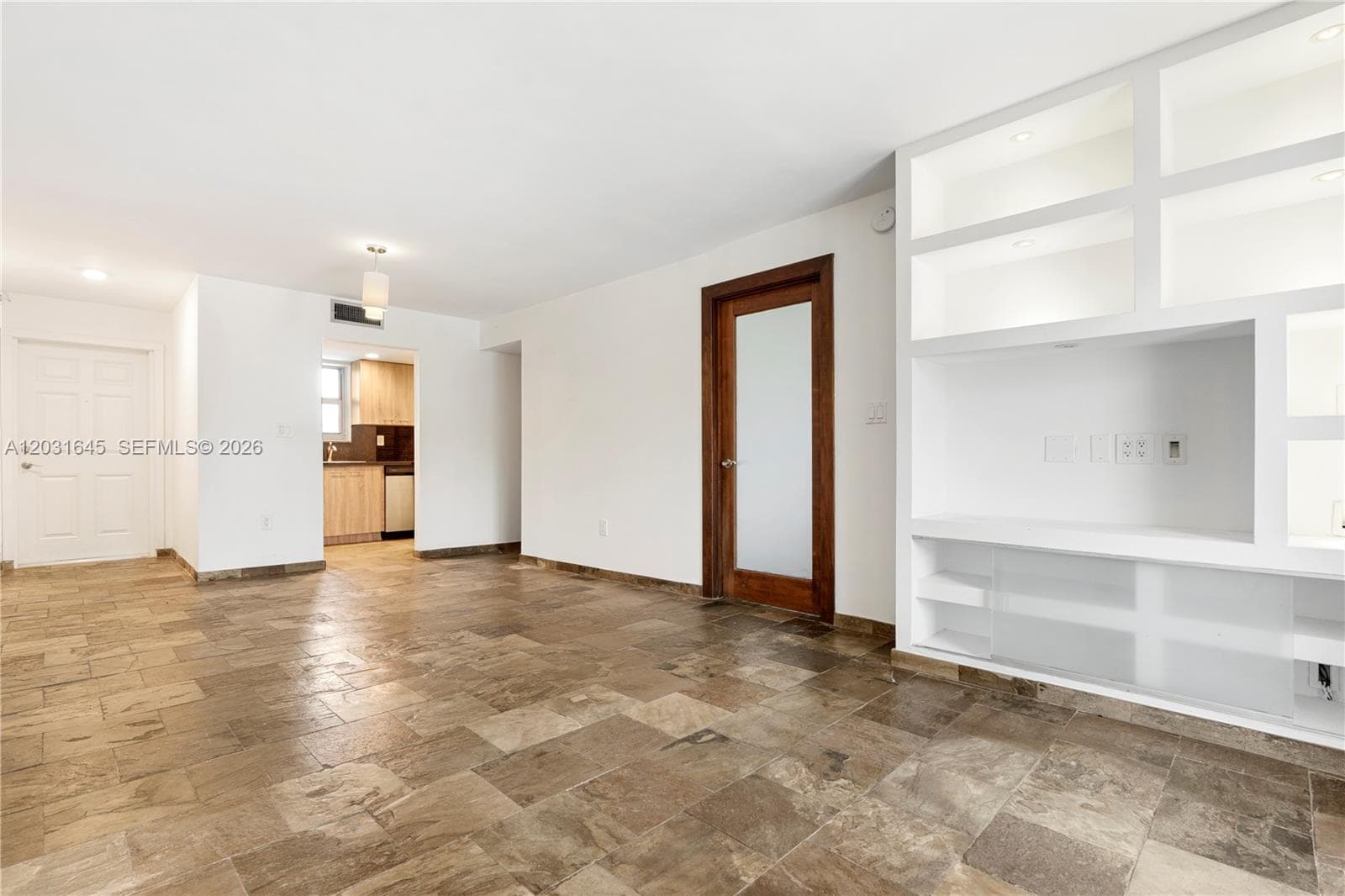 1674 Bay Rd 301 photo 4