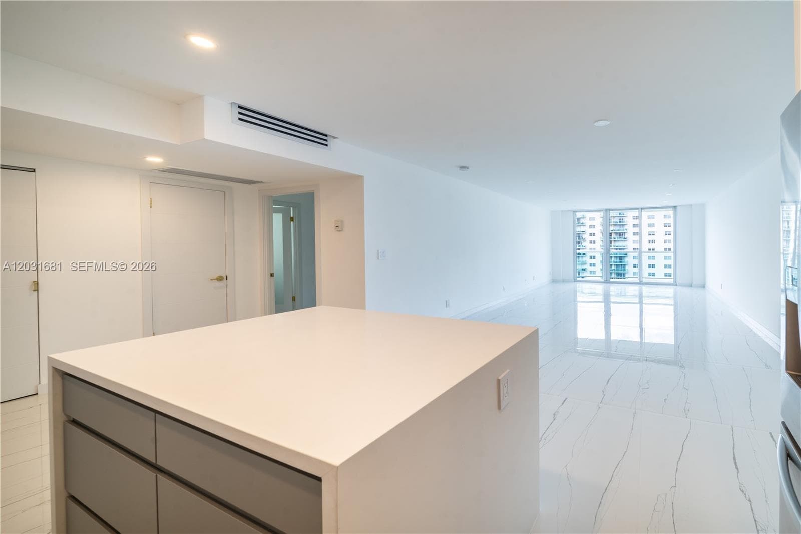 19380 Collins Ave 1105 photo 8