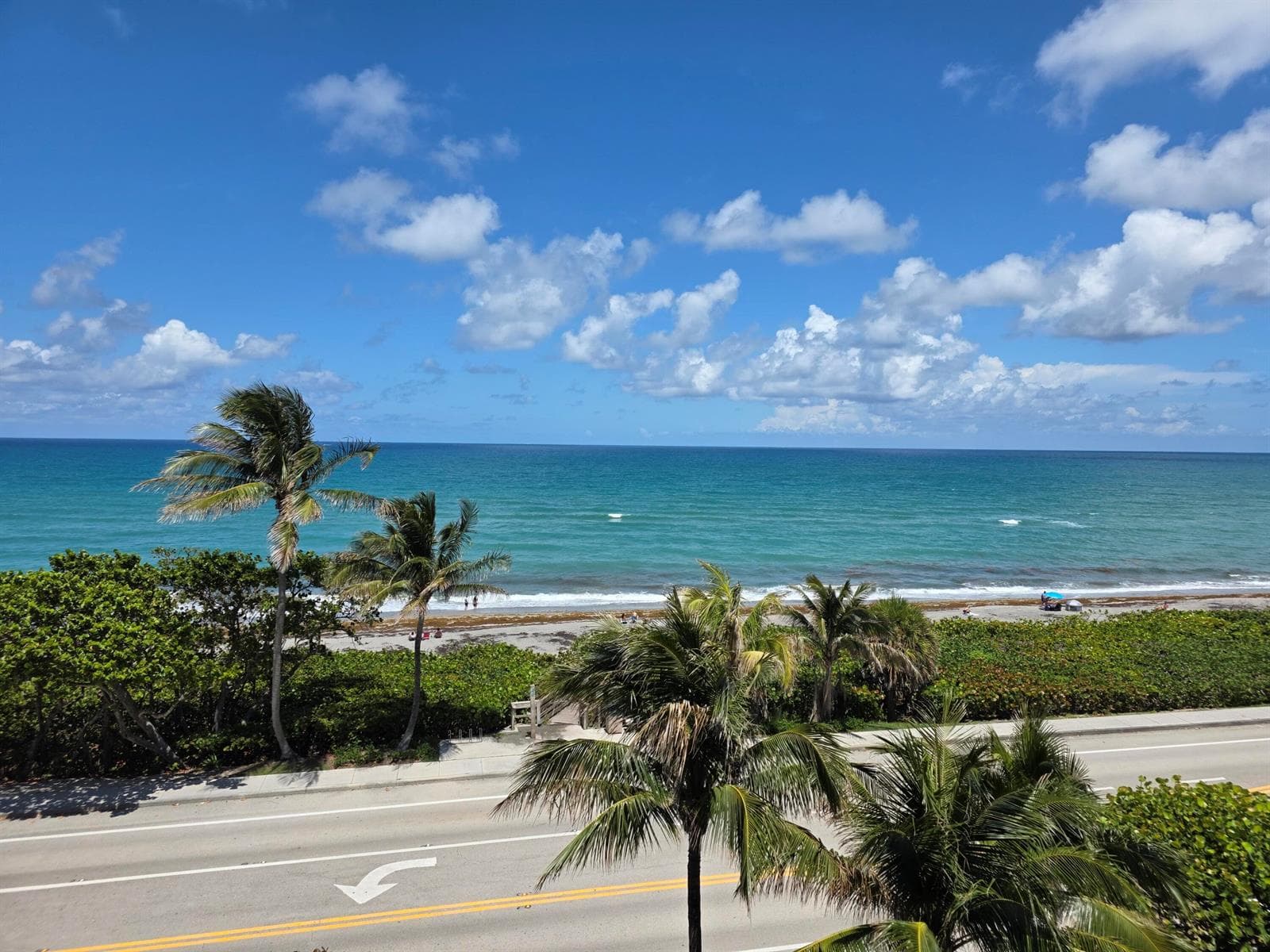 131 Ocean Grande Boulevard 604 photo 2