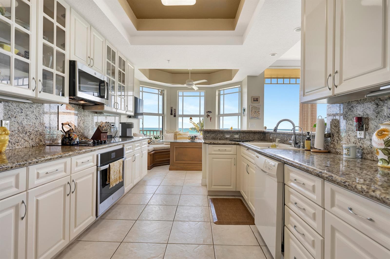 131 Ocean Grande Boulevard 604 photo 17