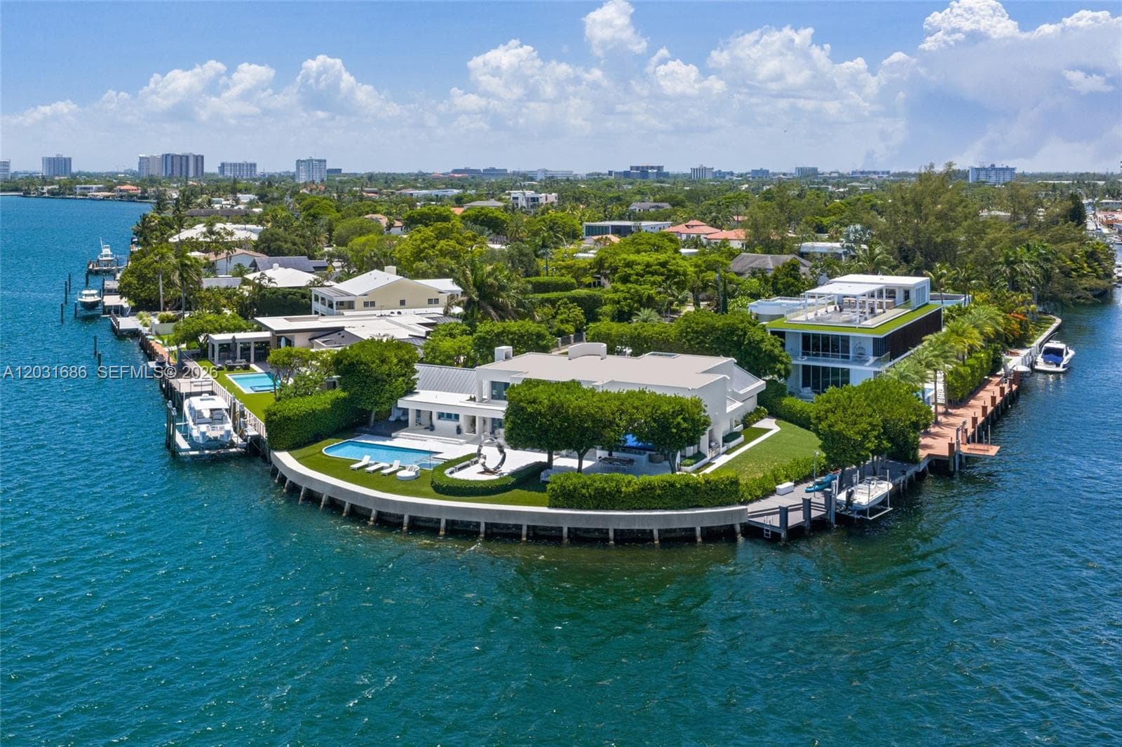 13395 Biscayne Bay Dr photo 2