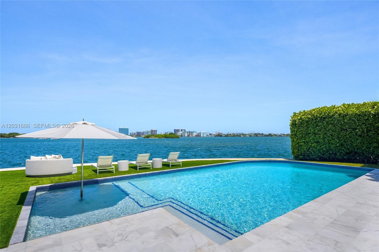 13395 Biscayne Bay Dr photo 3