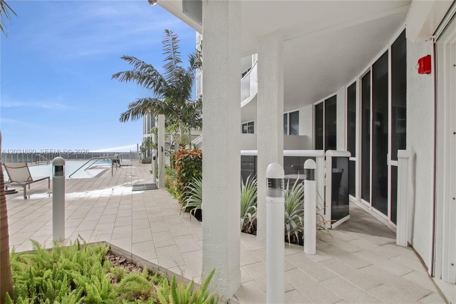 15811 Collins Ave 403 photo 11
