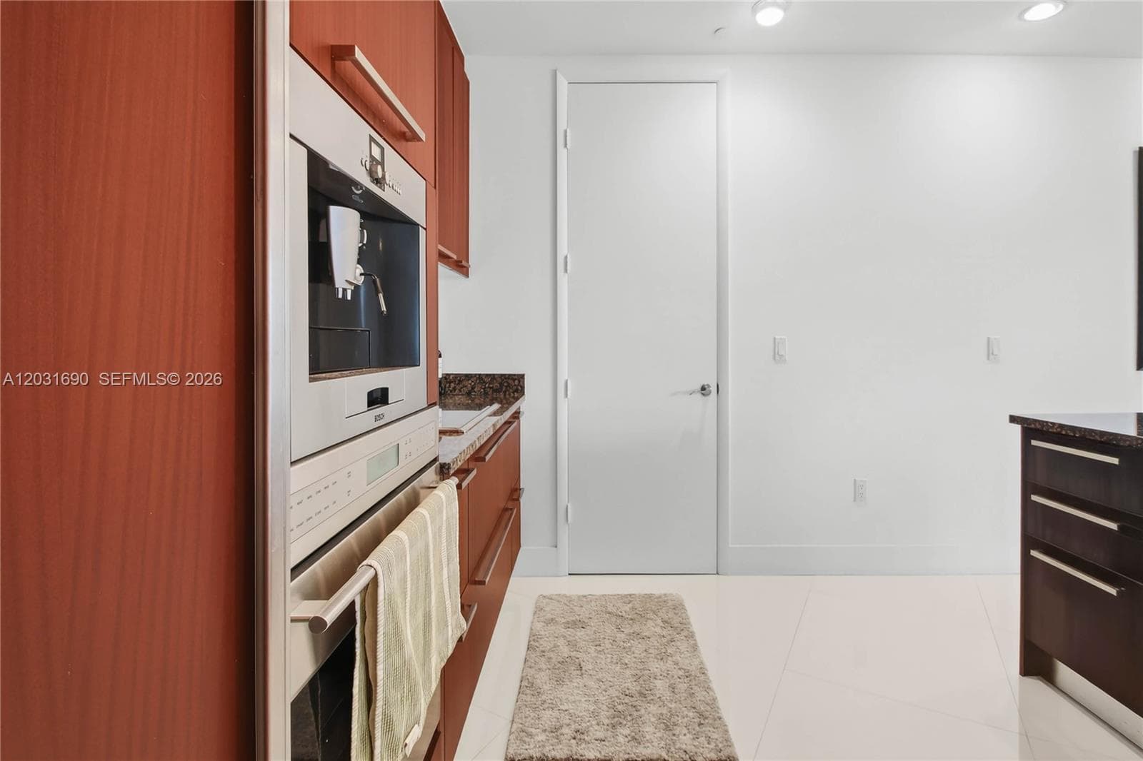 15811 Collins Ave 403 photo 19