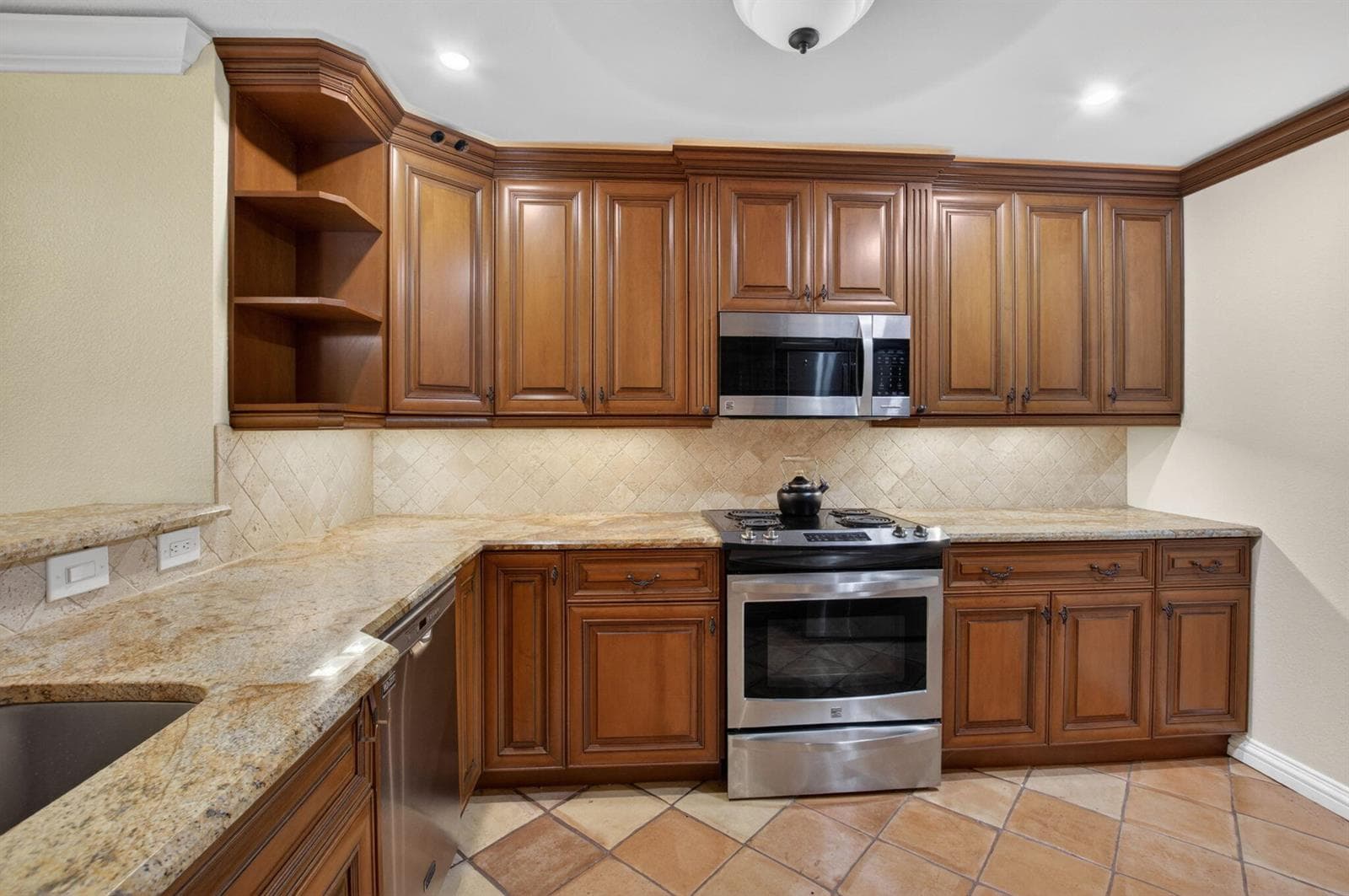1202 S Lake Drive 105 photo 7