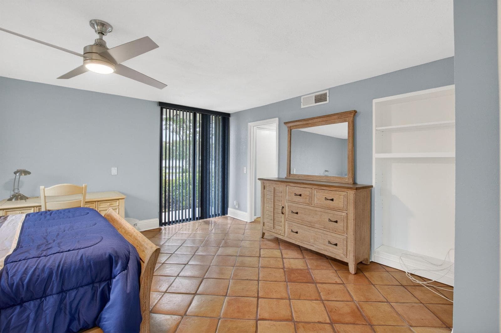 1202 S Lake Drive 105 photo 18