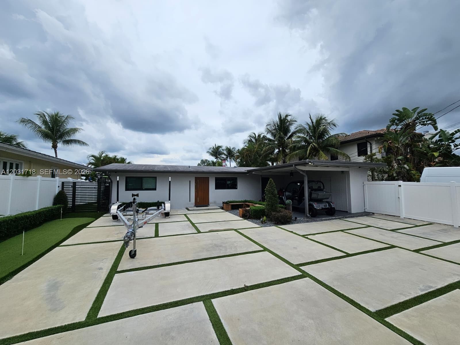 2543 Gulfstream Ln photo 3