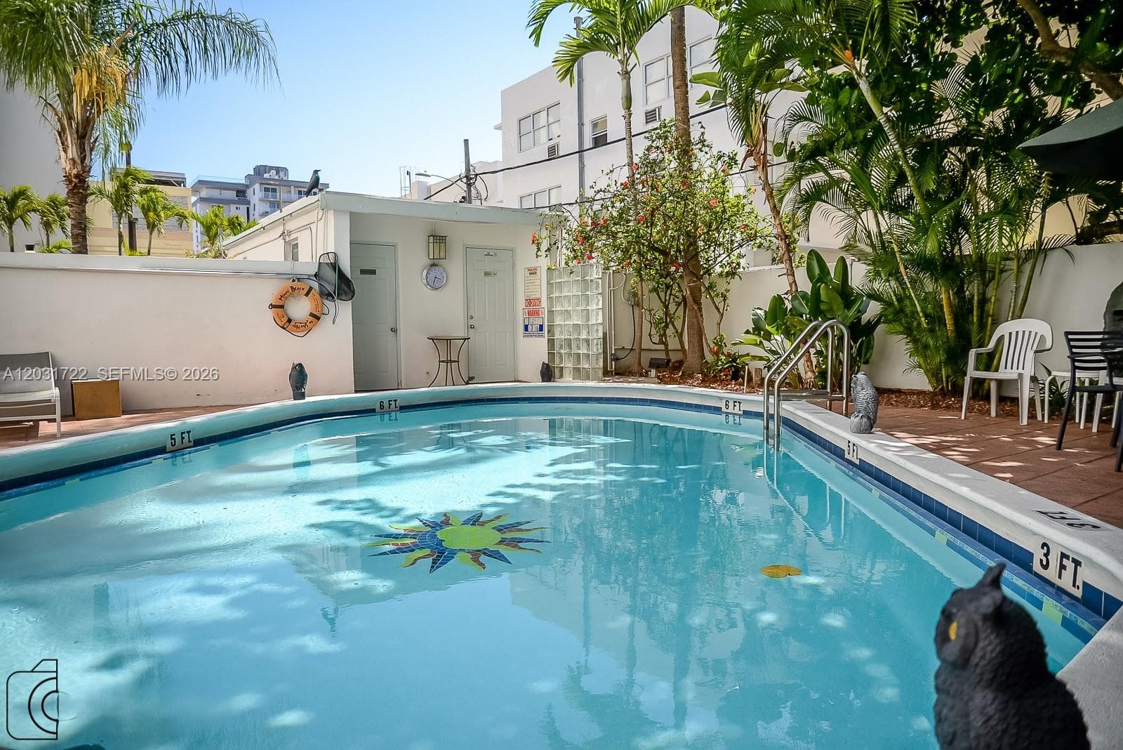 1390 OCEAN DRIVE 201 photo 4