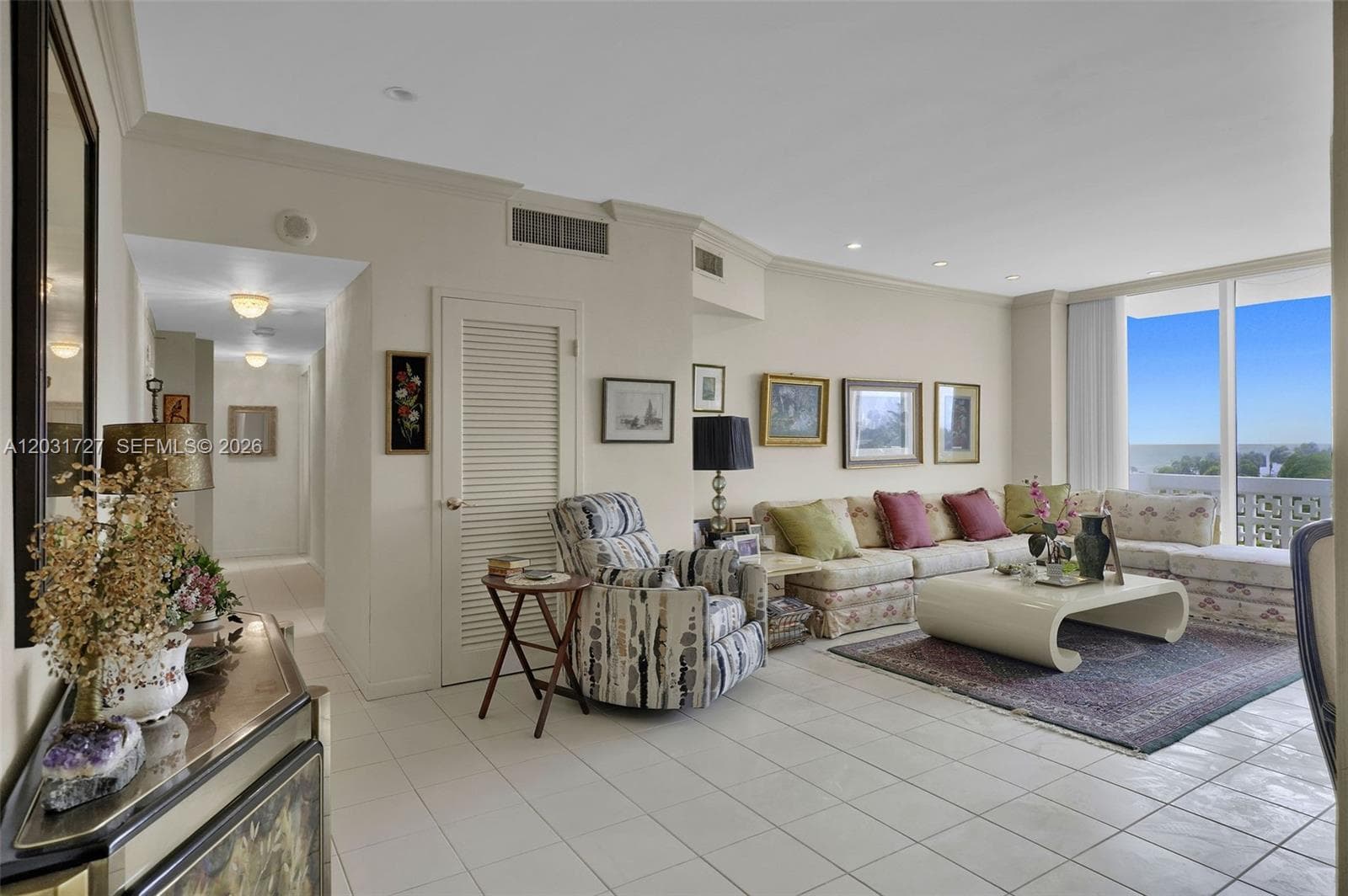 4747 Collins Ave 510 photo 3