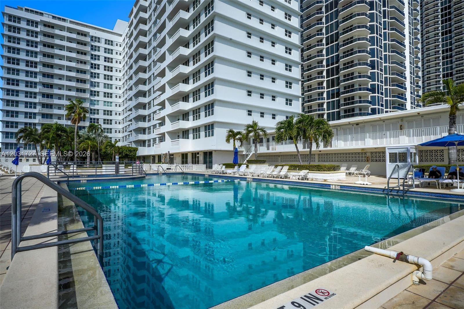 4747 Collins Ave 510 photo 21
