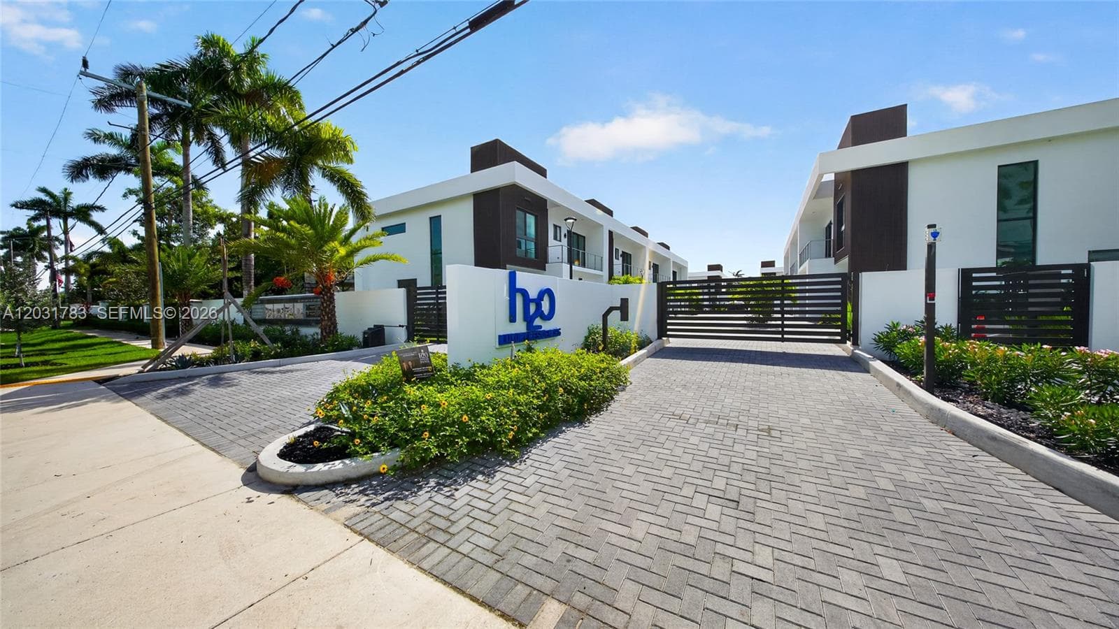 4636 SW 32nd Ave # C2 photo 4