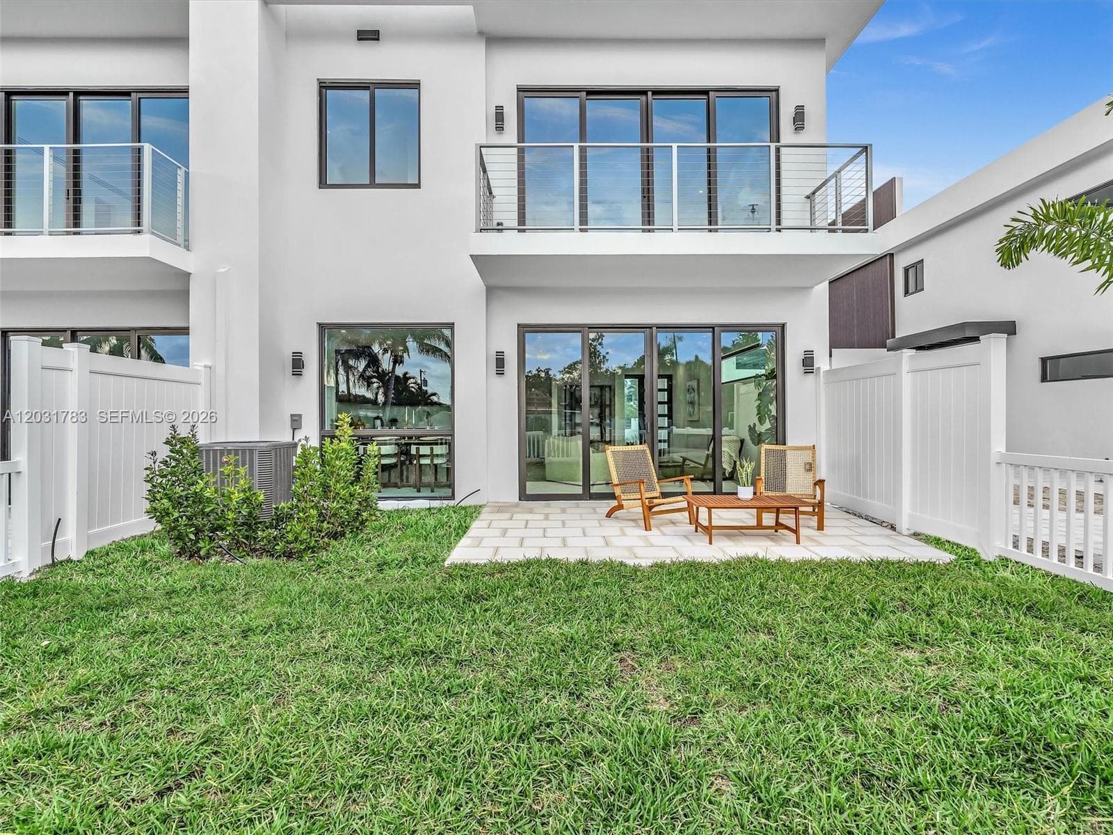 4636 SW 32nd Ave # C2 photo 21