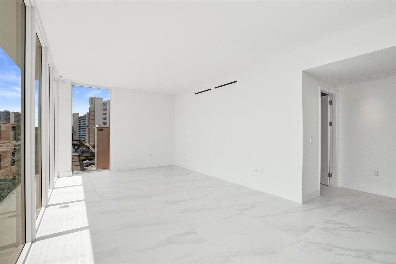 407 N Riverside Drive 401 photo 22