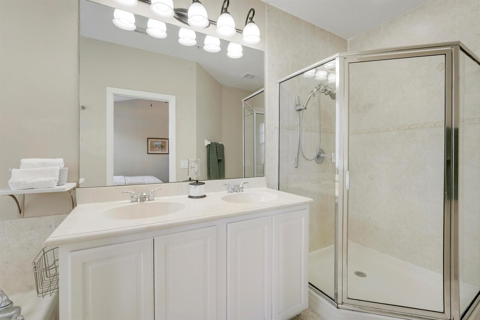 115 Harbors Way photo 17