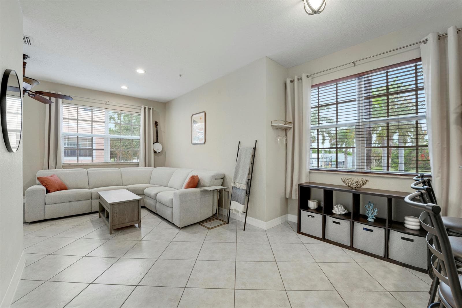 115 Harbors Way photo 7