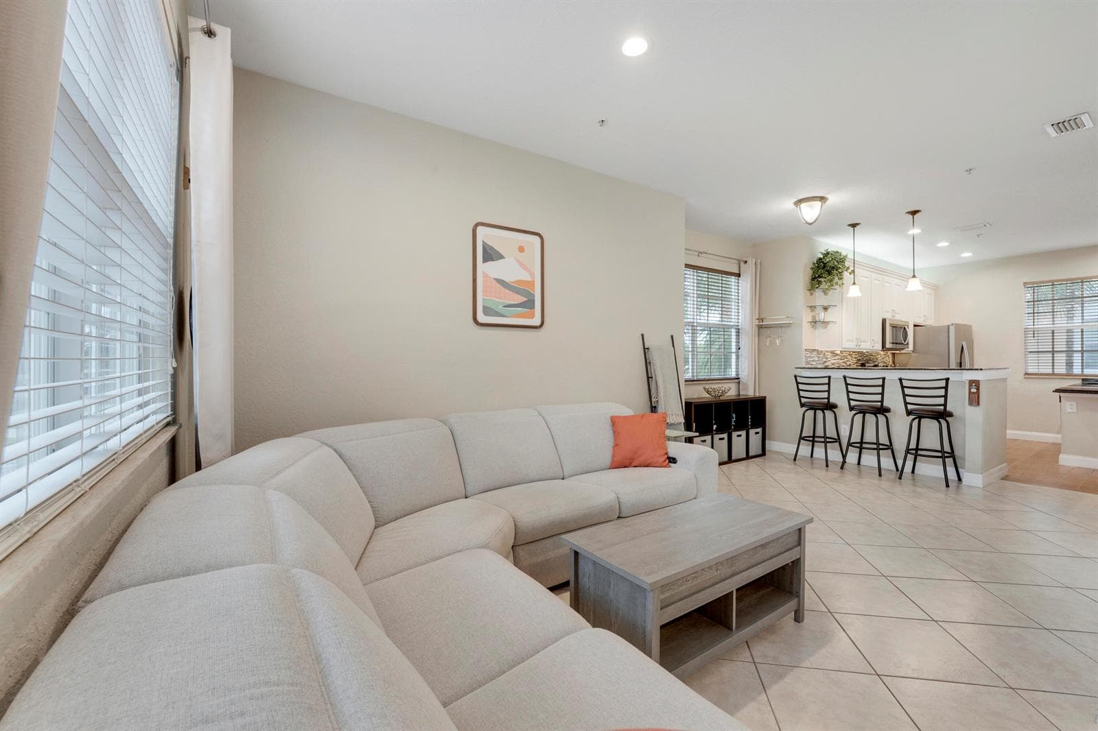 115 Harbors Way photo 9