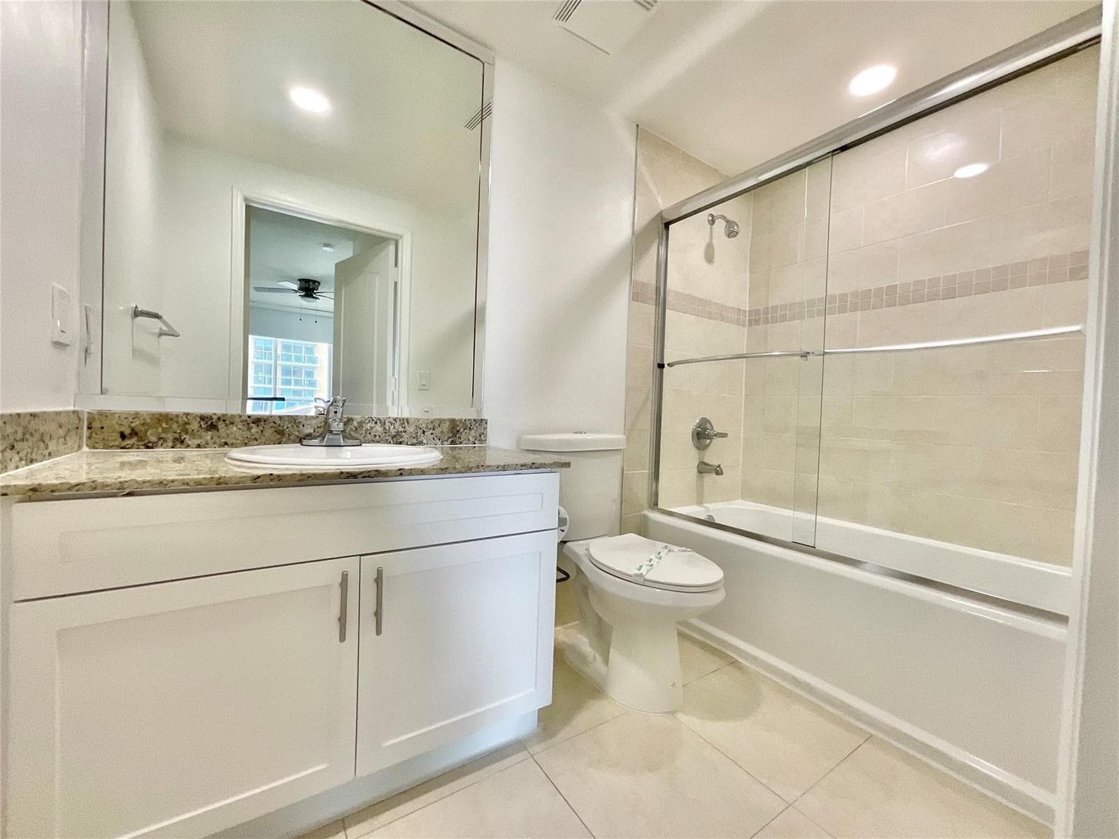 16900 N Bay Road 2-817 photo 4