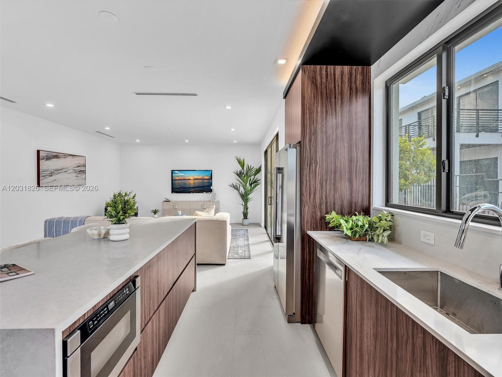 4656 SW 32nd Ave # B1 photo 17