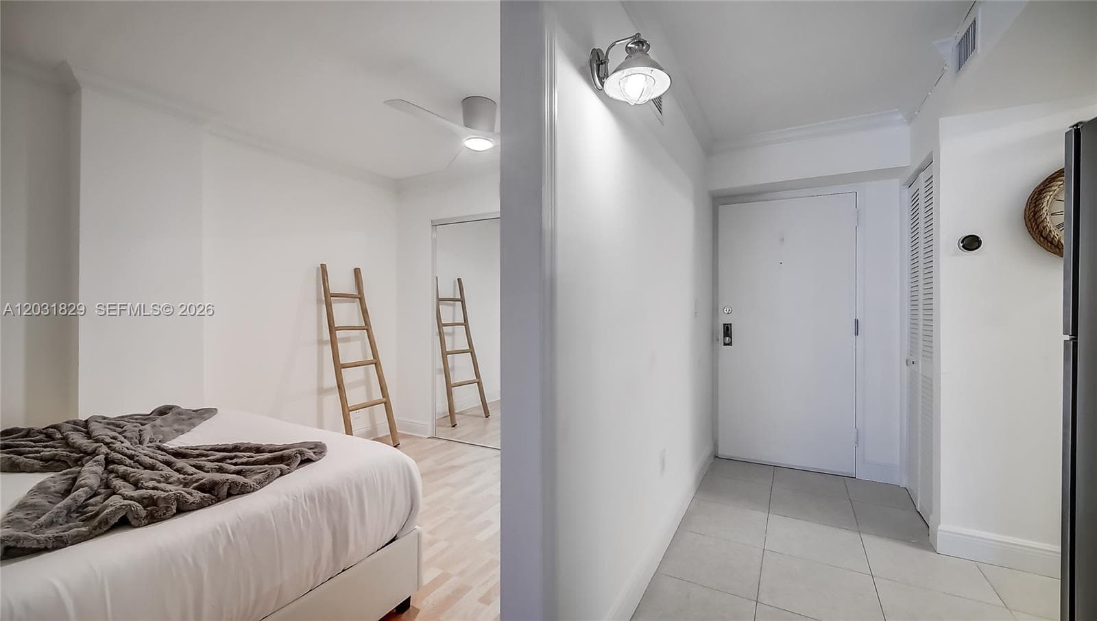 2401 Collins Ave 904 photo 2