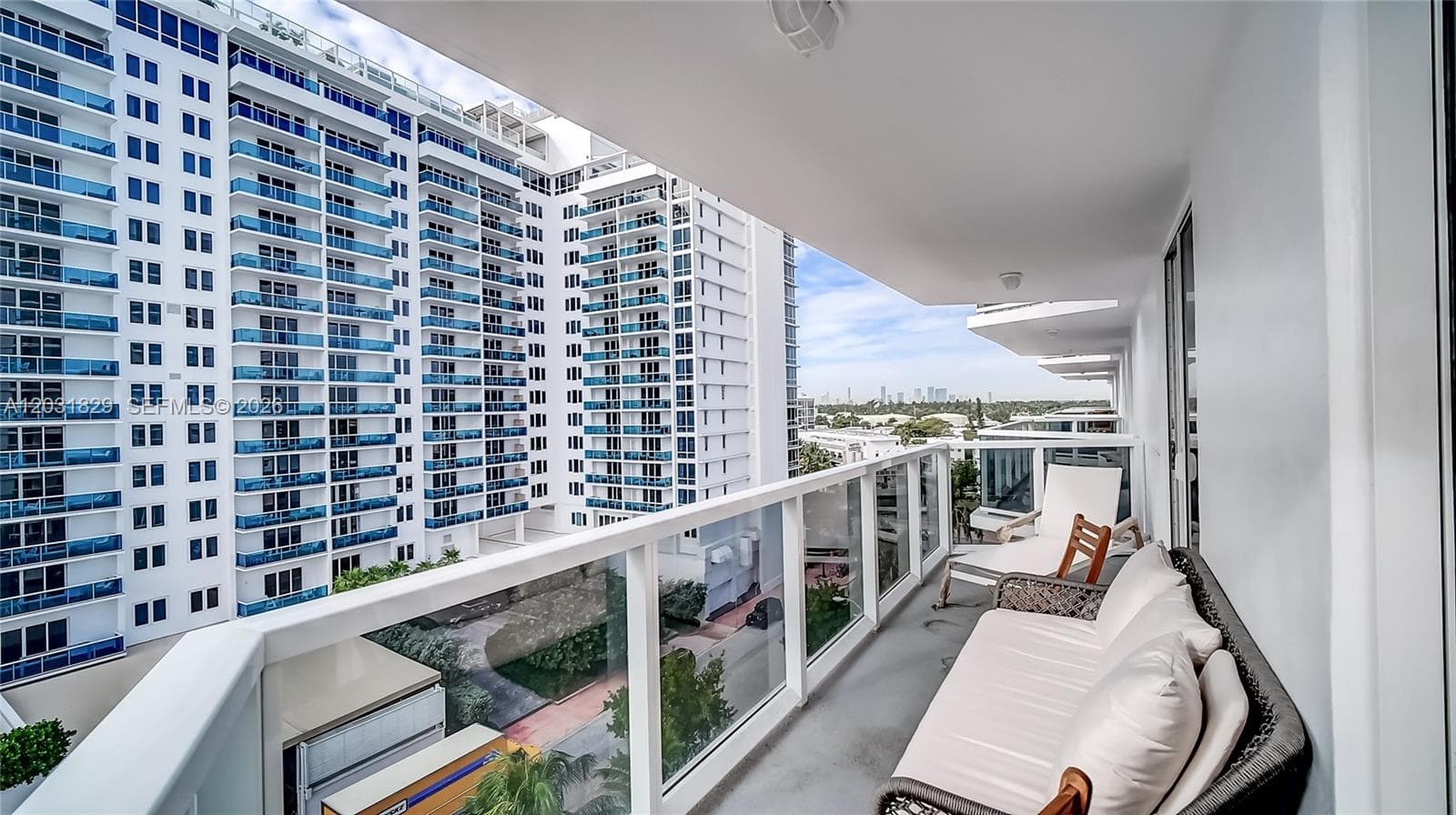 2401 Collins Ave 904 photo 22