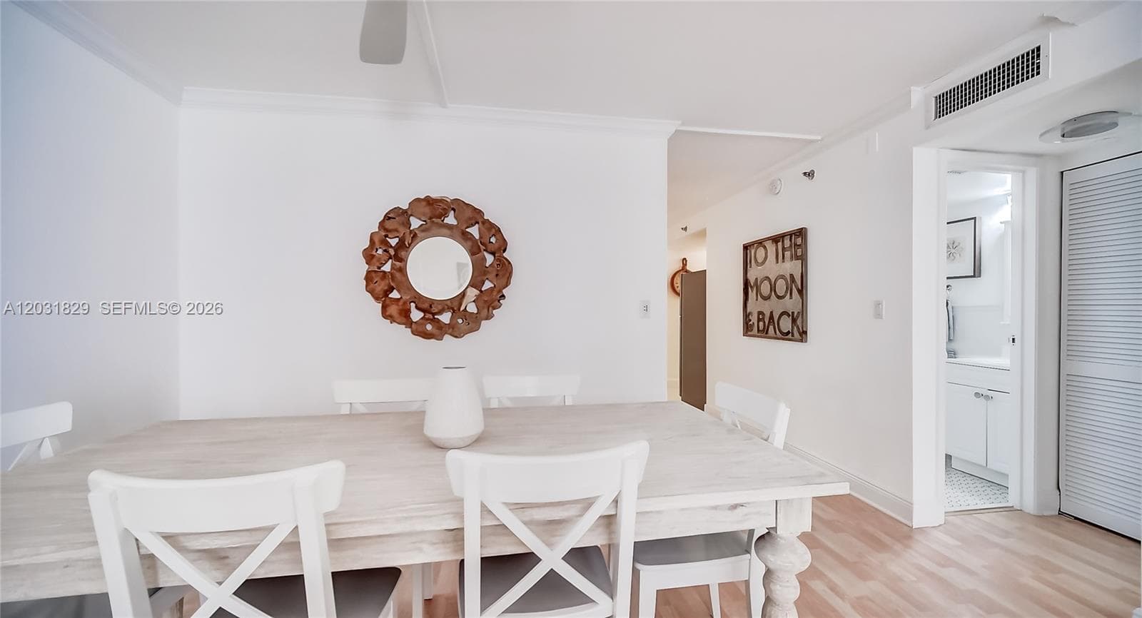 2401 Collins Ave 904 photo 5