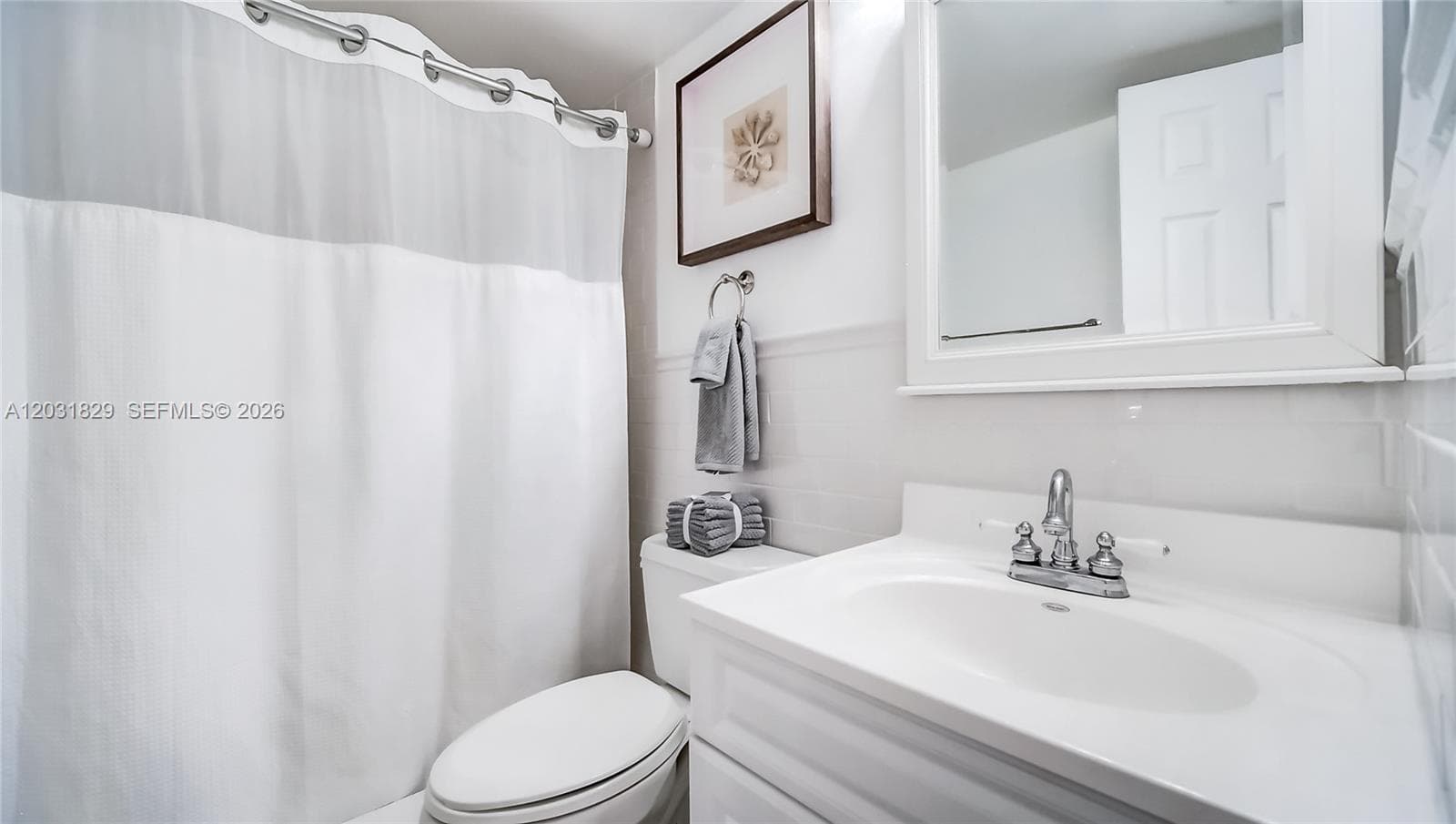 2401 Collins Ave 904 photo 9