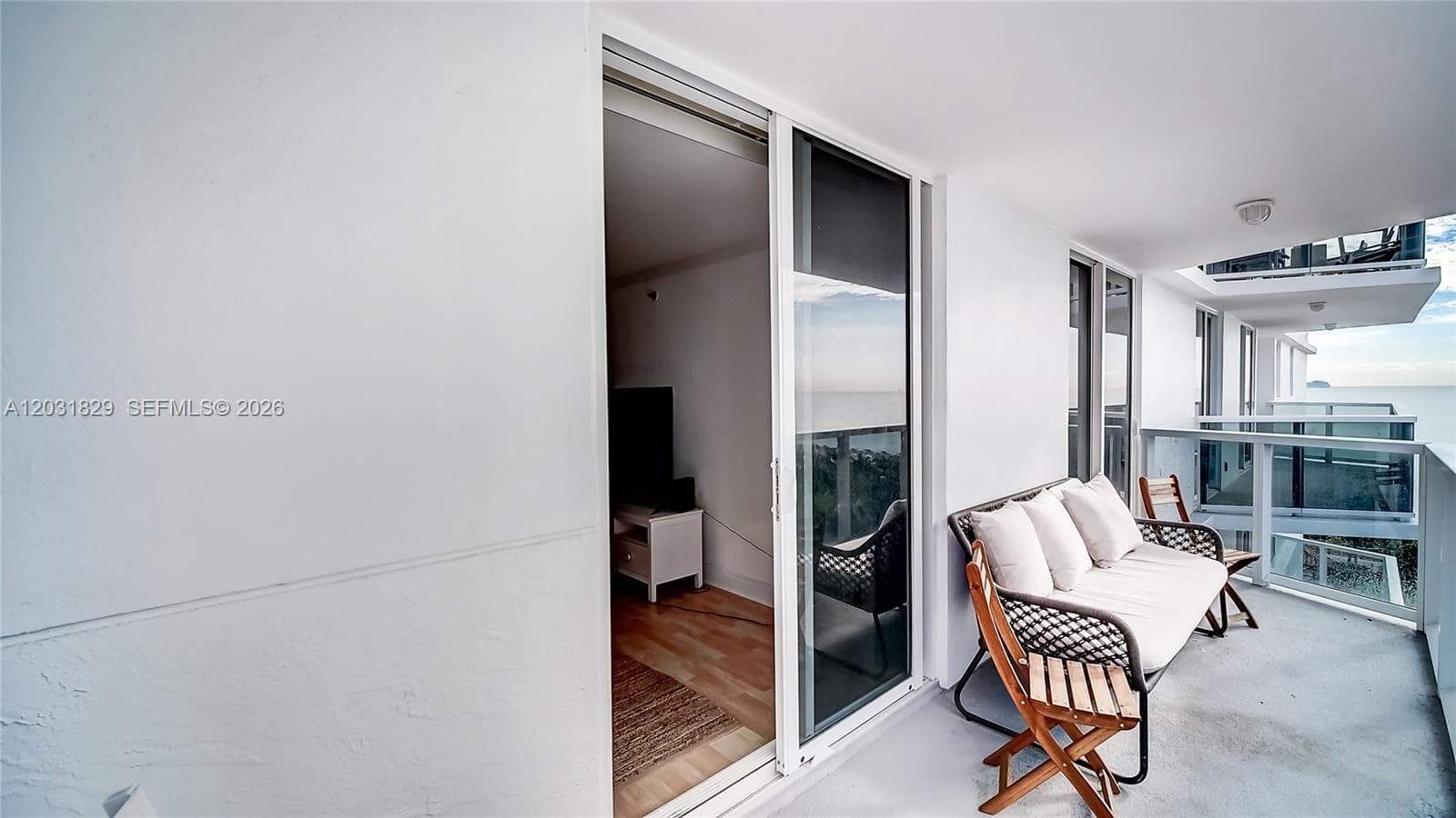 2401 Collins Ave 904 photo 24