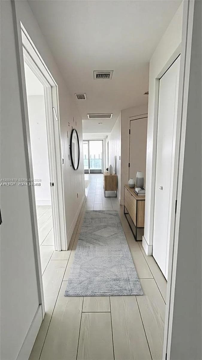 16385 Biscayne Blvd 1615 photo 6