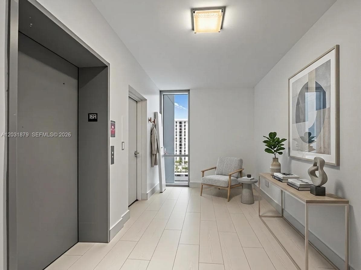16385 Biscayne Blvd 1615 photo 9
